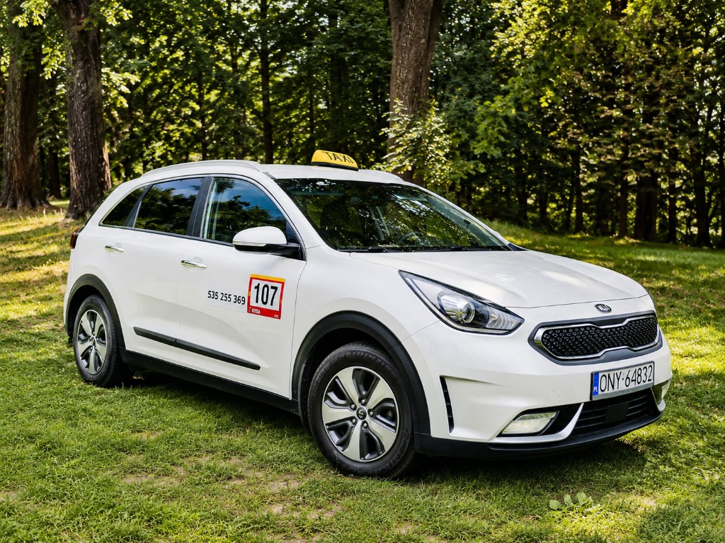 LUK TAXI nr 107 - taksówka Nysa